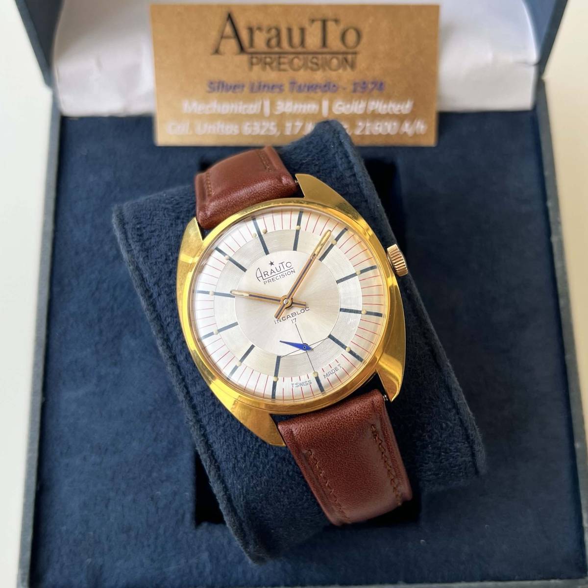 Arauto Silver Tuxedo Unitas 6325