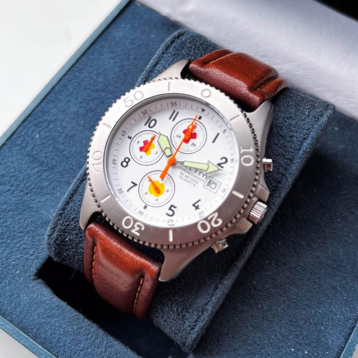 Eletta Chronograph OS60