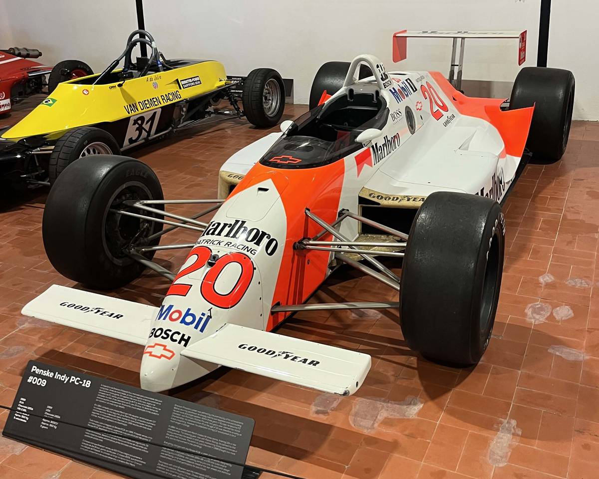 Penske Indy PC-18 1989 Emerson Fittipaldi, 800 cv, 560 kg