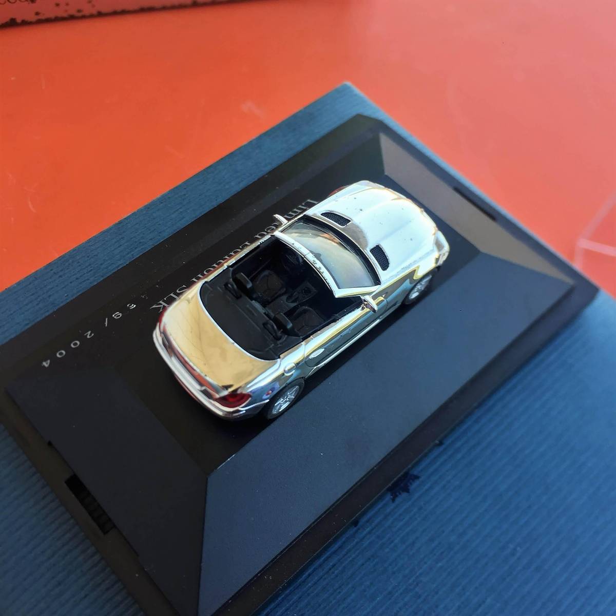 Mercedes Benz SLK Collection, 1:87 Mercedes SLK-Class roadster model, photograph 18