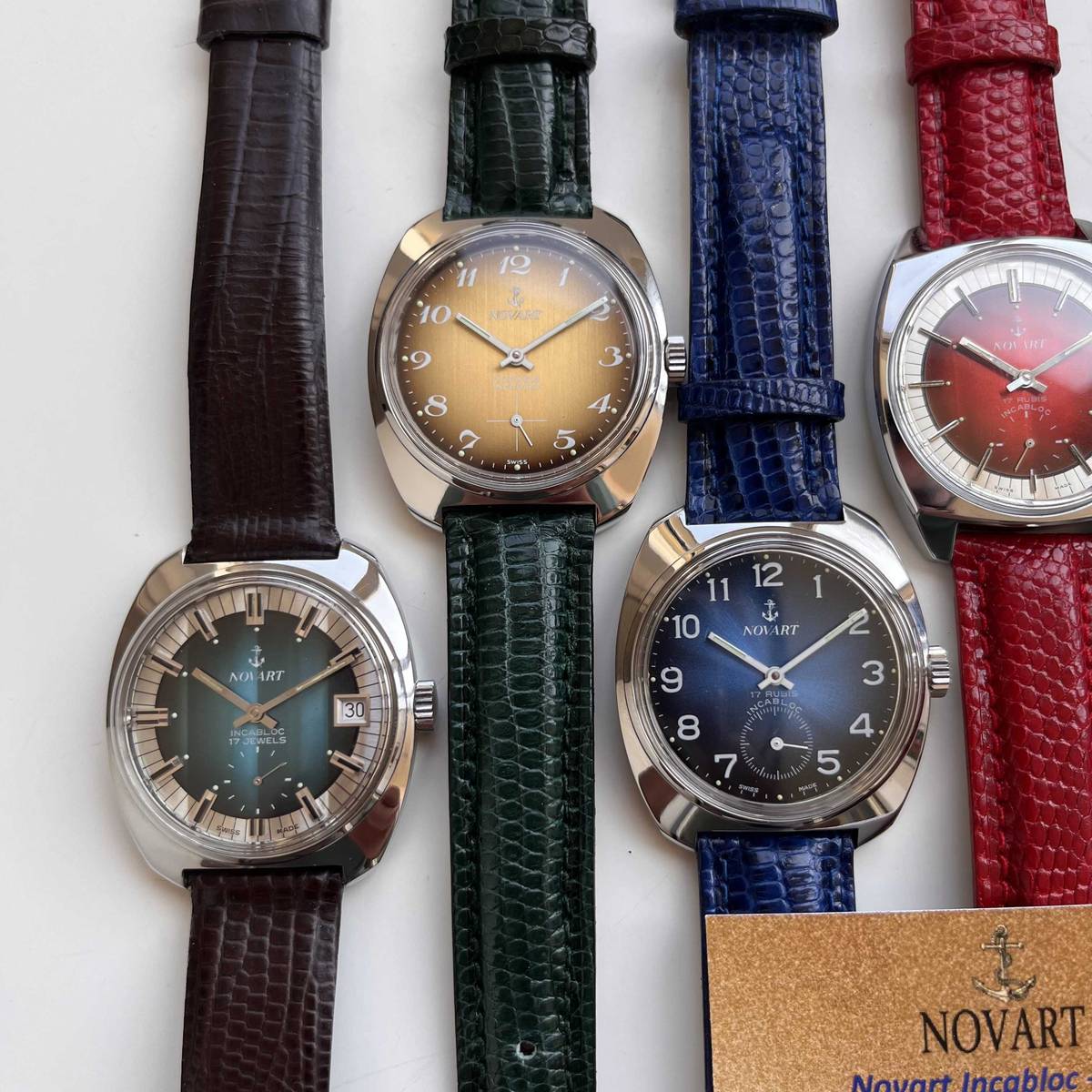 Novart Tides Golden Linen 17 Jewels